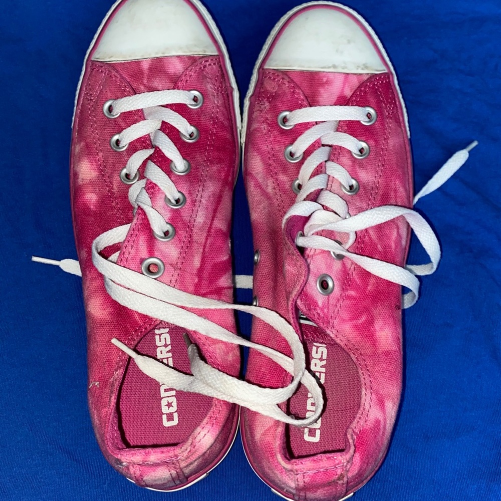 Women’s Pink Tie-dye Converse